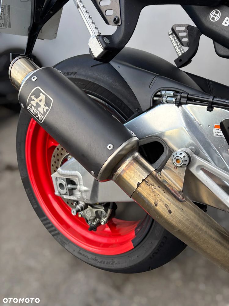 Aprilia Tuono - 15