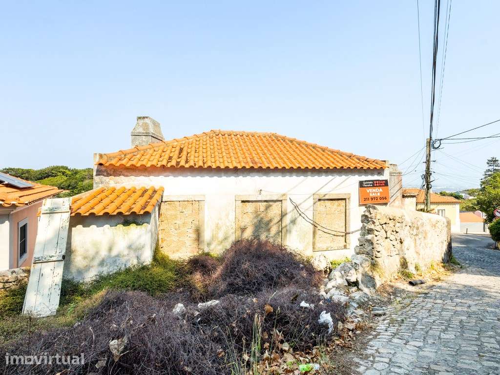 Moradia T2 para remodelar com projeto aprovado, em Sintra - Grande imagem: 2/14