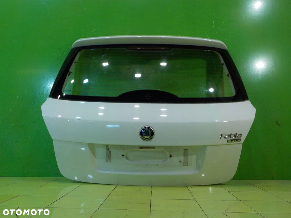 SKODA FABIA II LIFT 1.2 B 10r HB 5D klapa tyl - 1