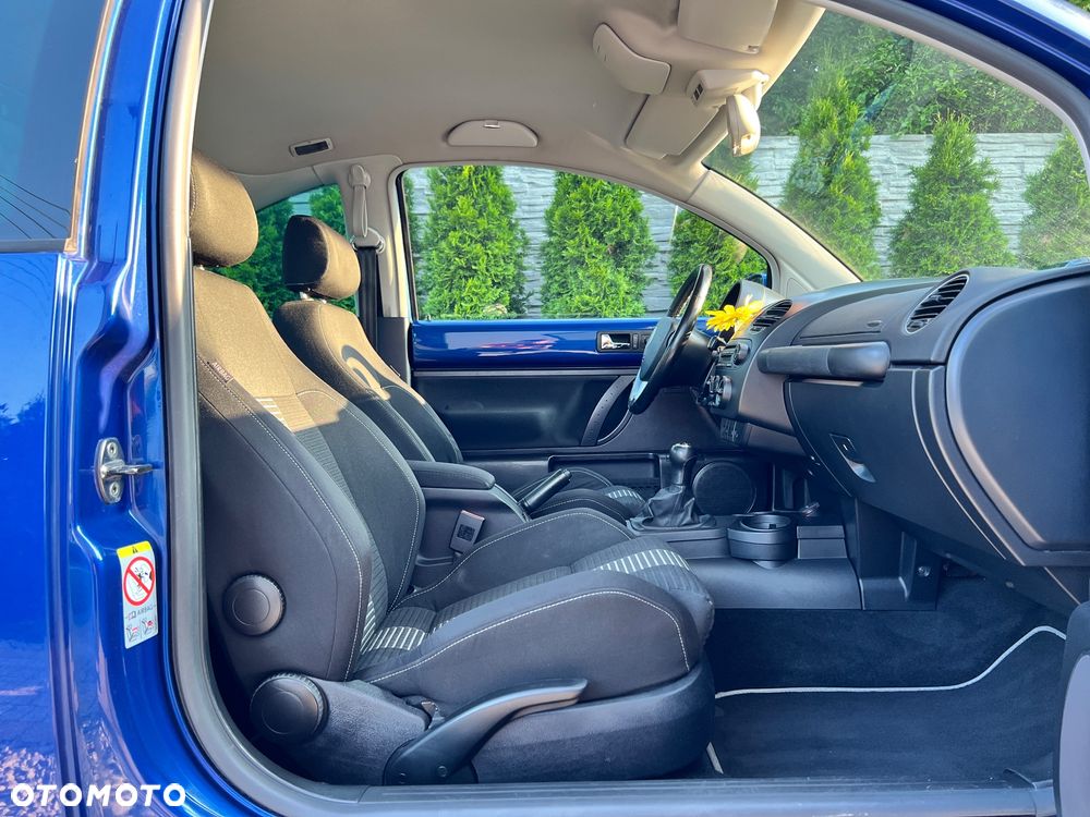 Volkswagen New Beetle 1.9 TDI DPF United - 21