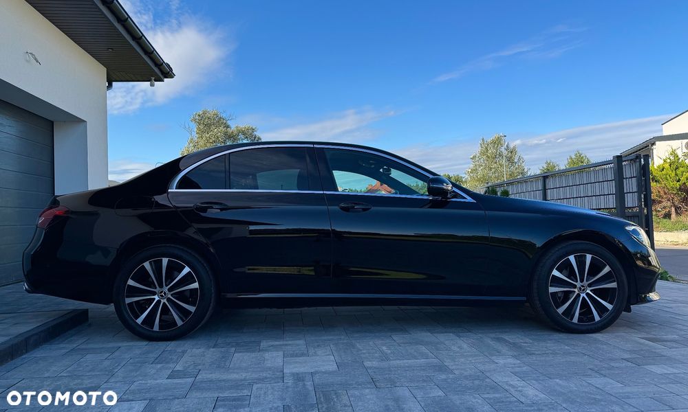 Mercedes-Benz Klasa E 300 Business Edition - 7
