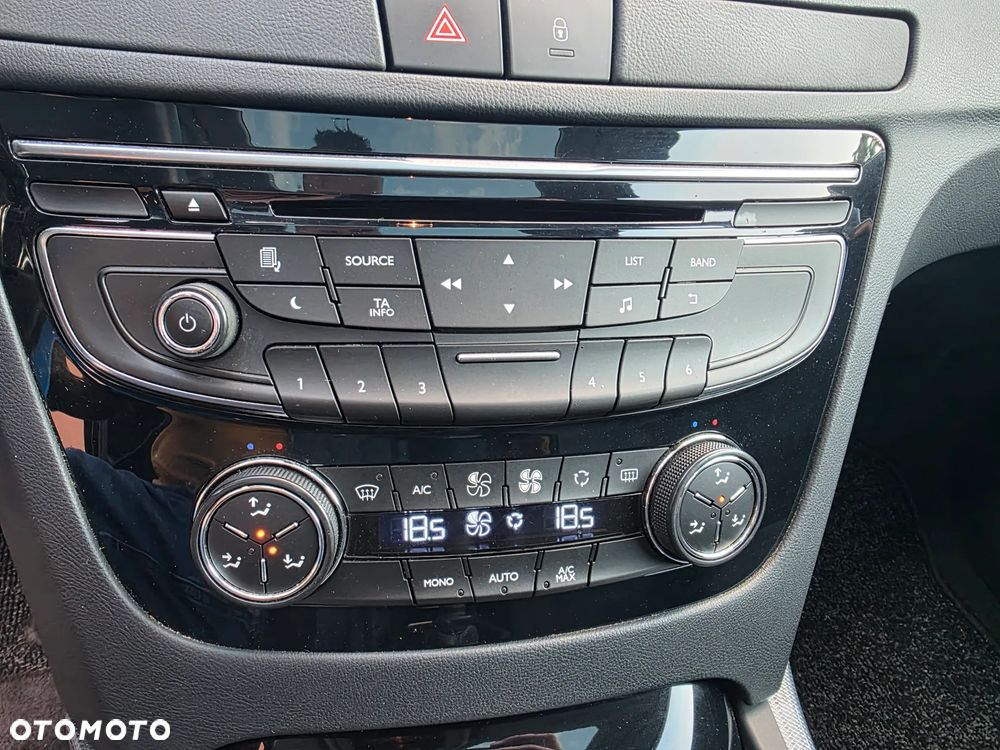 Peugeot 508 155 THP Allure - 29