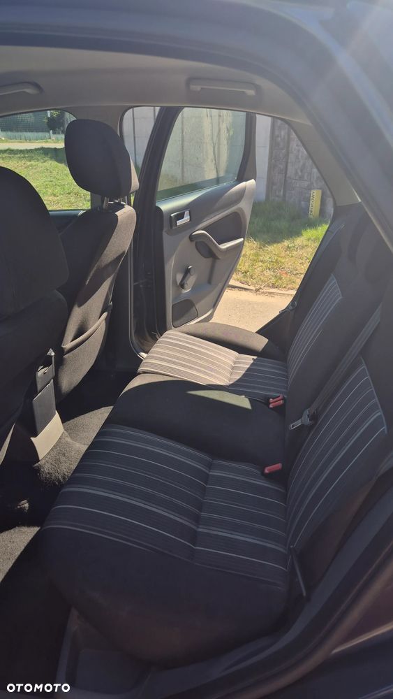 Ford Focus 1.6 Amber X EU5 - 4