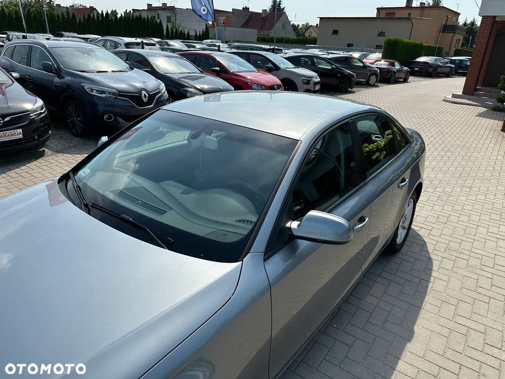 Audi A4 Limousine - 30
