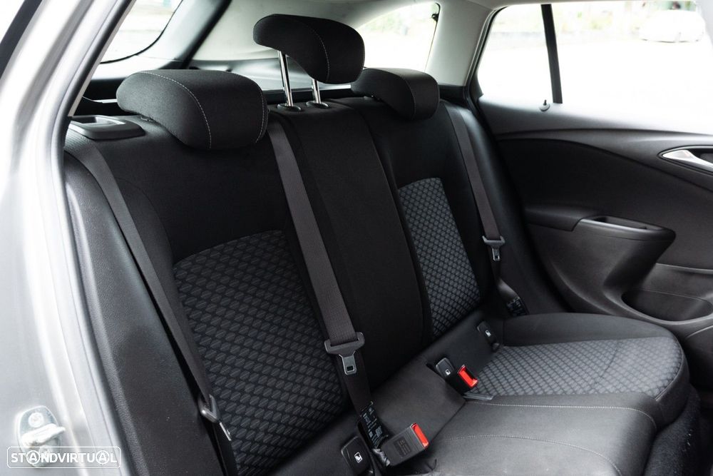 Opel Astra Sports Tourer 1.6 CDTI Business Edition S/S - 31