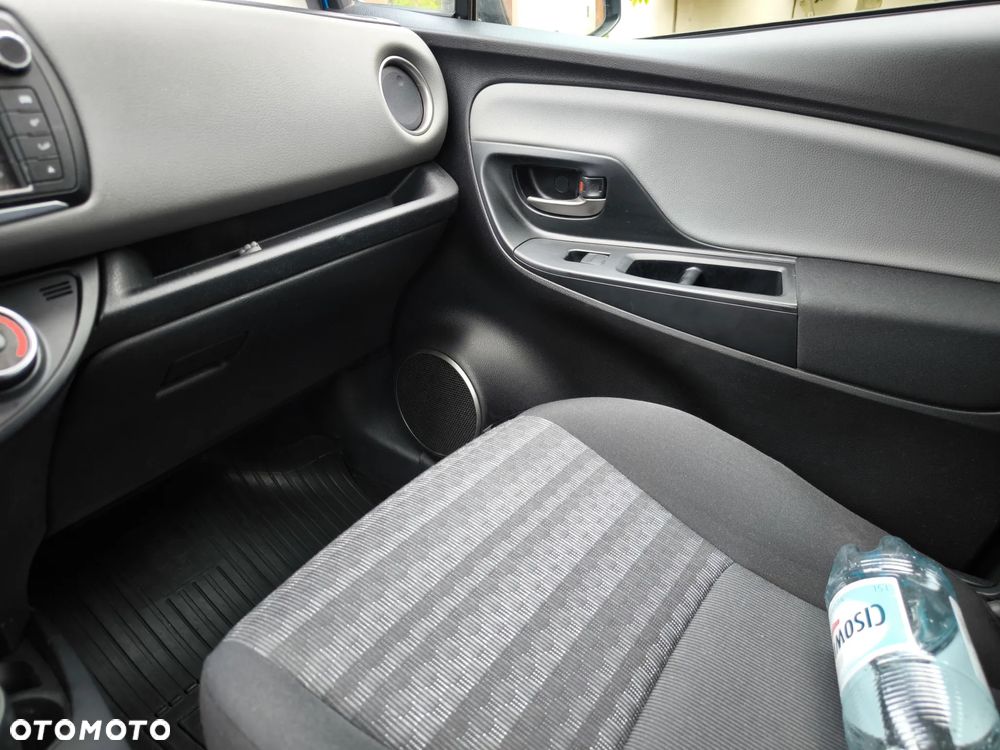 Toyota Yaris 1.33 Active MS - 29