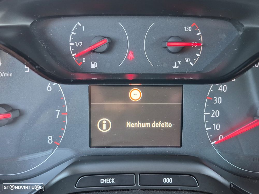 Opel Crossland X 1.2 T 120 Anos - 12