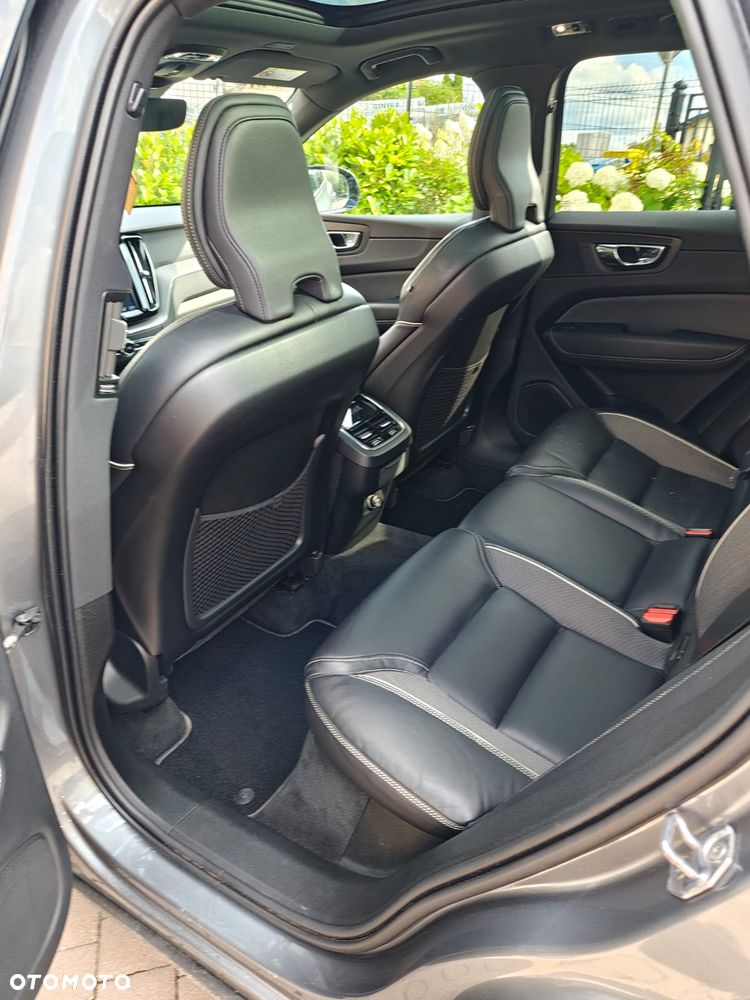 Volvo XC 60 B4 D AWD R-Design - 7