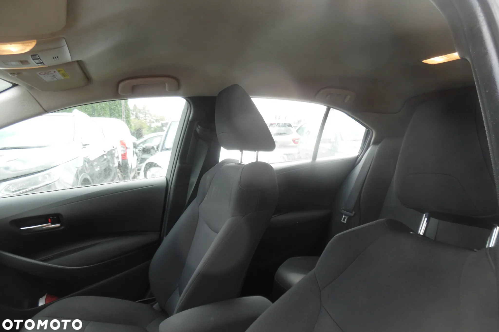 Toyota Corolla 1.6 Comfort - 8