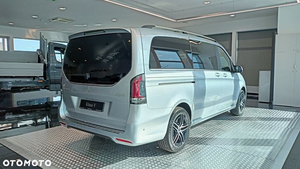 Mercedes-Benz klasa-v V 300 d Exclusive AMG AirMatic - 9
