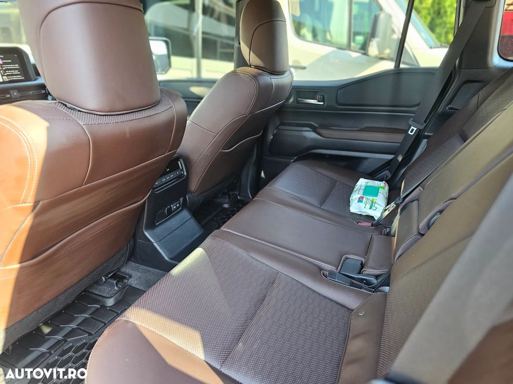 Toyota Land Cruiser 250 - 14