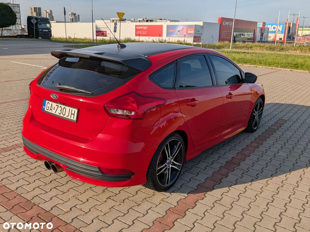 Ford Focus 2.0 EcoBoost ST mit Leder-Exclusiv-Paket - 5