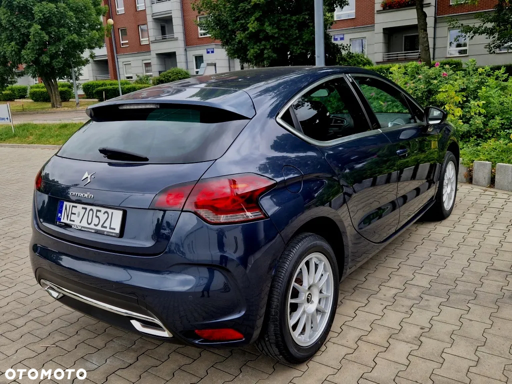 Citroën DS4 1.6 e-HDi SoChic MCP - 8