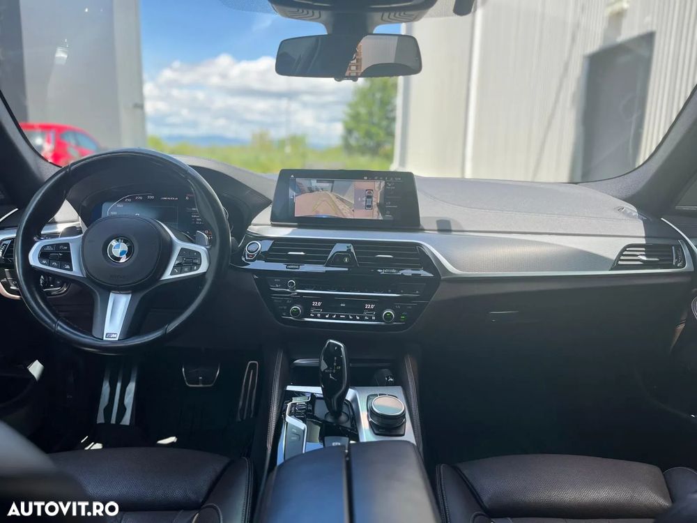 BMW Seria 5 530d xDrive AT - 3