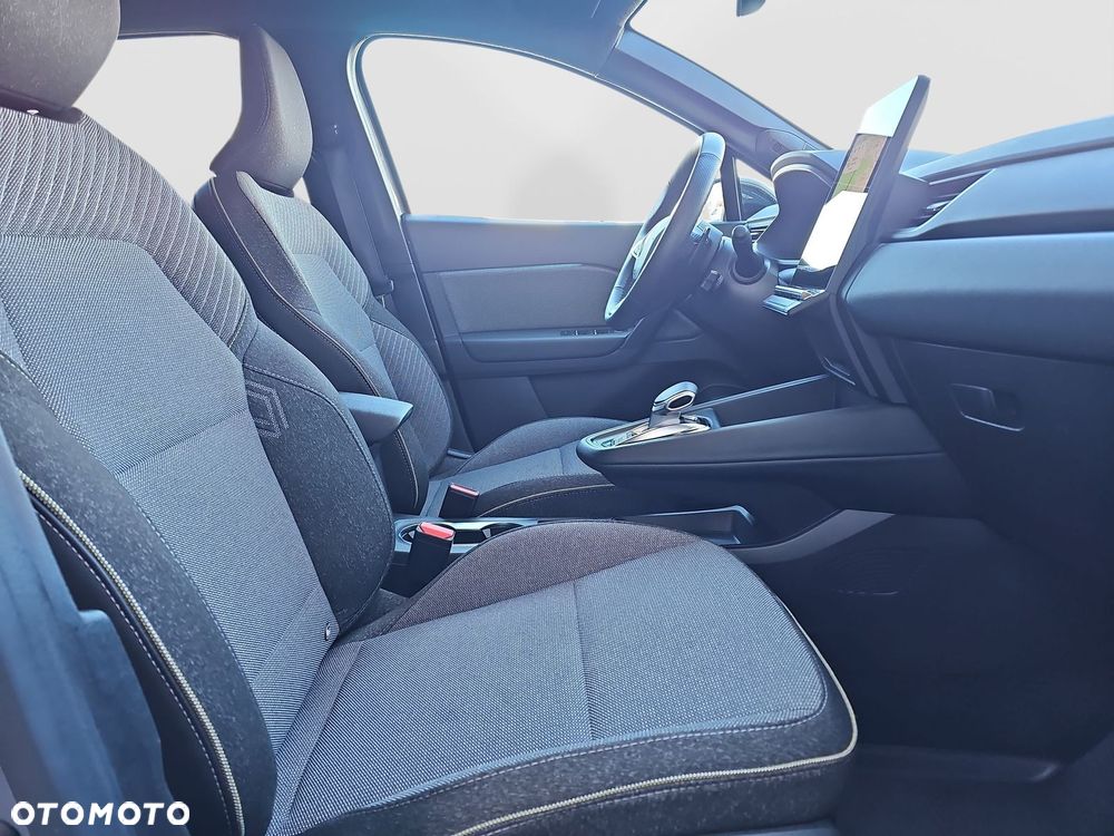 Renault Captur 1.3 TCe mHEV Techno EDC - 16