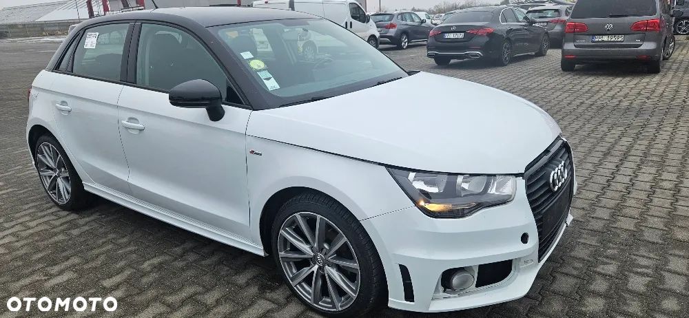 Audi A1 Sportback 1.6 TDI S line Sportpaket - 1