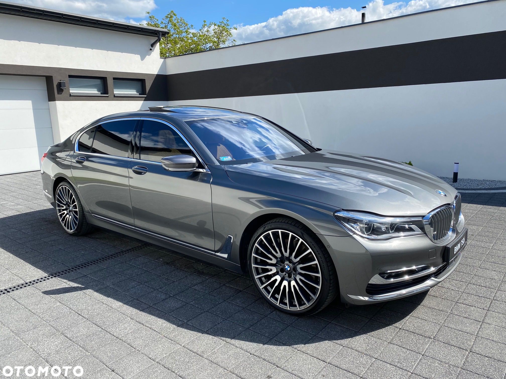 BMW Seria 7 750Li xDrive - 1