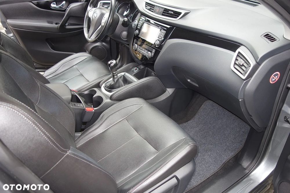 Nissan Qashqai 1.6 DIG-T Tekna - 32