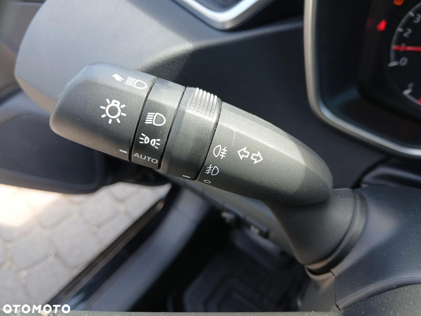 Toyota Corolla - 17