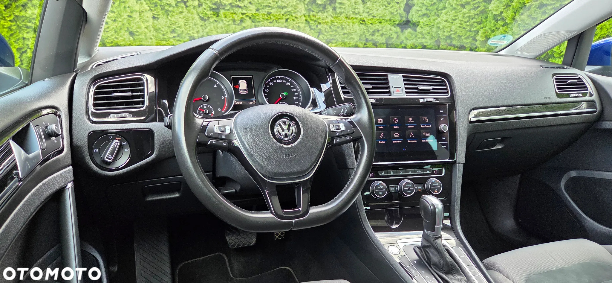 Volkswagen Golf 2.0 TDI SCR DSG R-Line - 23
