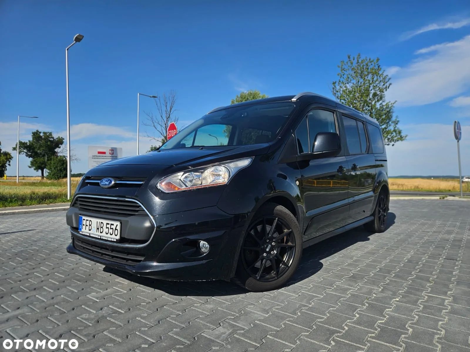 Ford Tourneo Connect Grand - 1