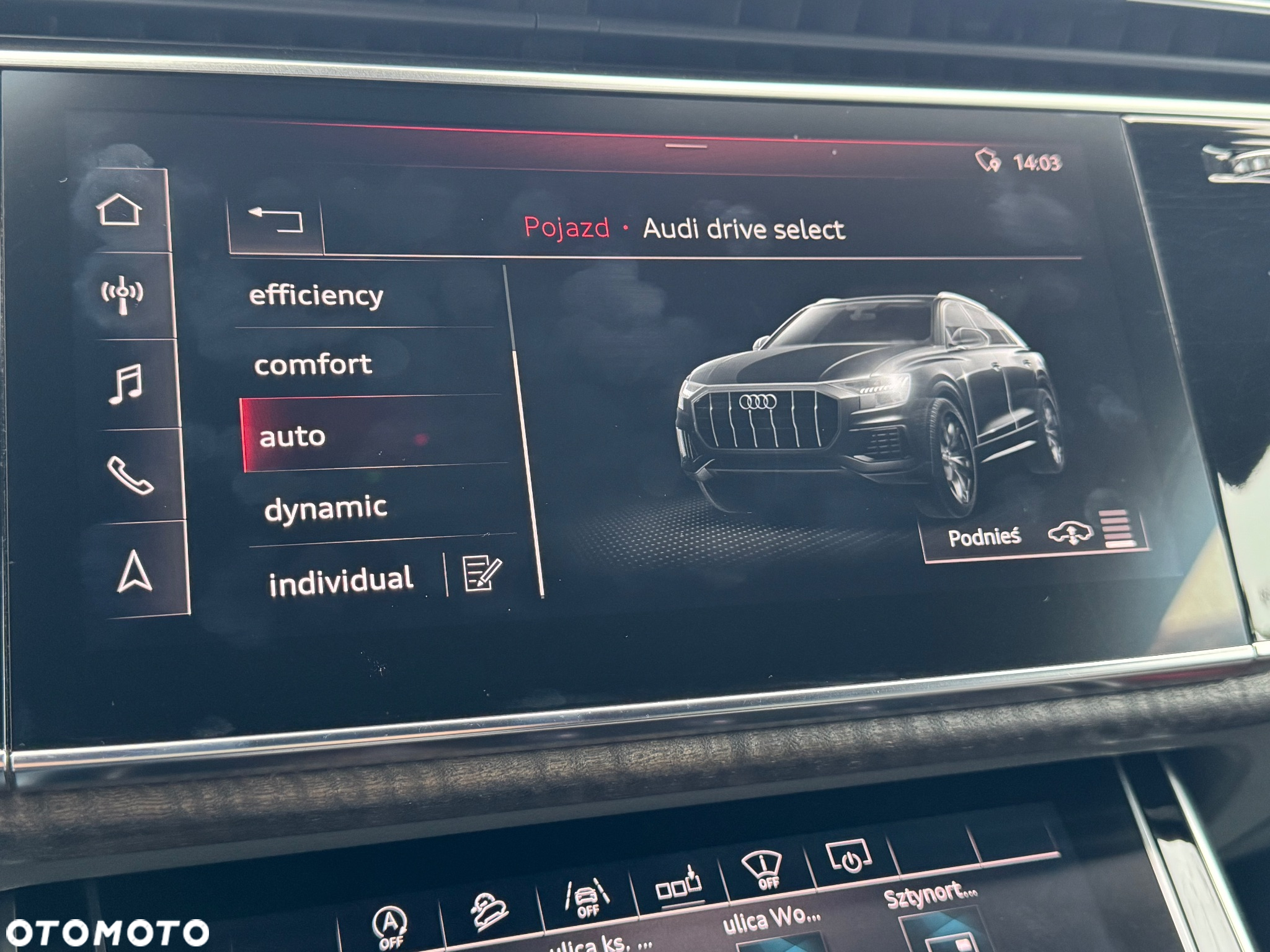 Audi Q8 - 21