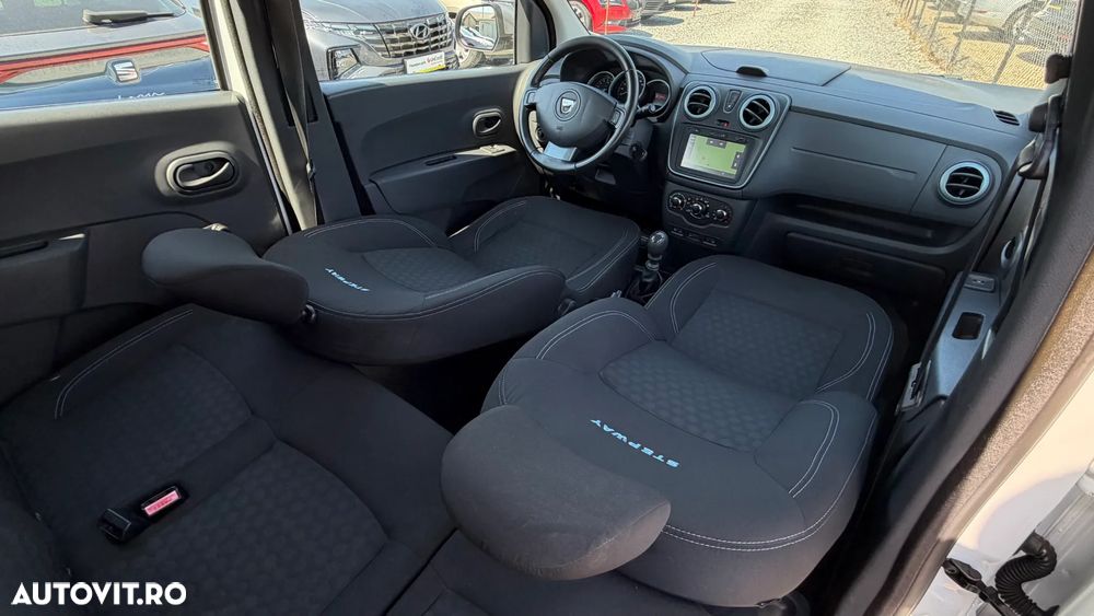 Dacia Lodgy 1.5 dCi Stepway - 12
