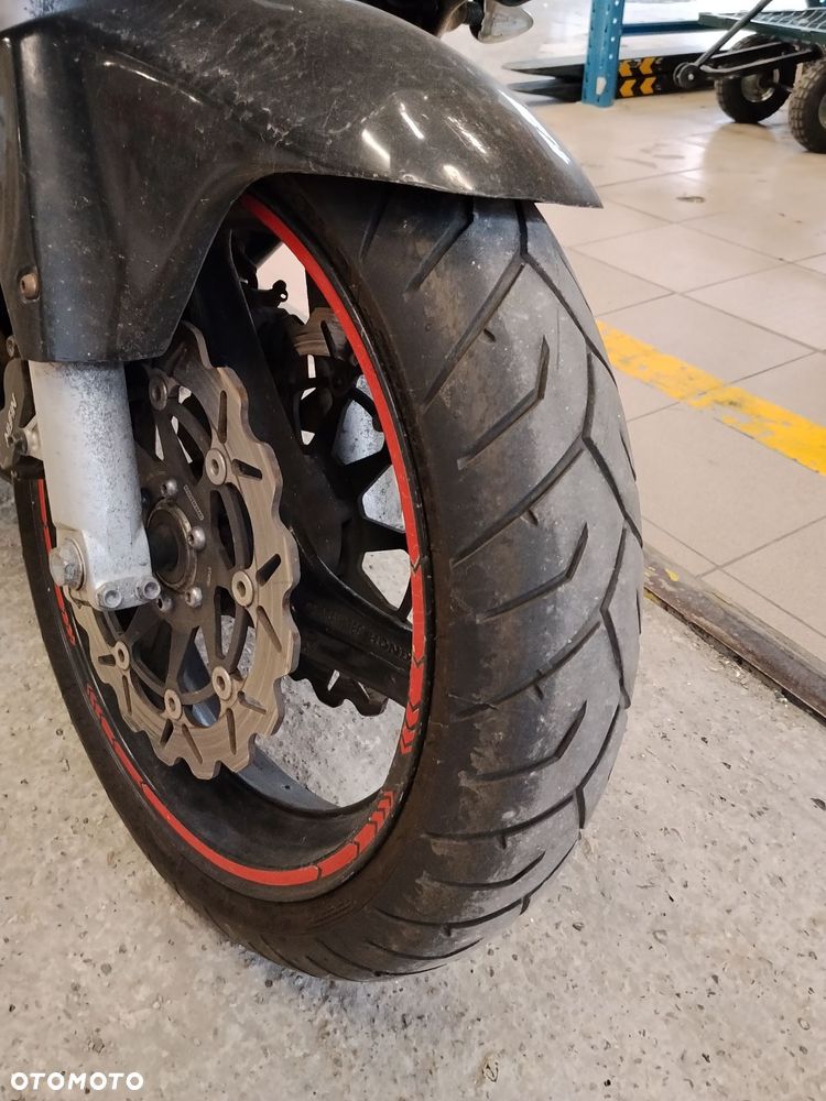 Honda CBR - 6