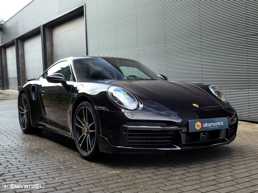 Porsche 911 (992) Turbo S - 2