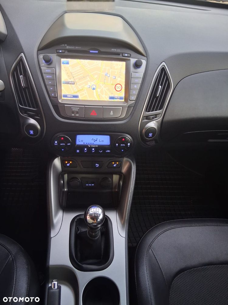 Hyundai ix35 - 22