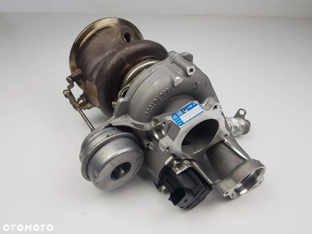 Turbosprężarka Turbina Porsche Panamera 971 Audi A8 S8 RS6 RS7 4.0 V8 TFSI - 2