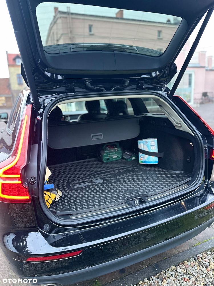 Volvo V60 D4 Momentum Pro - 14