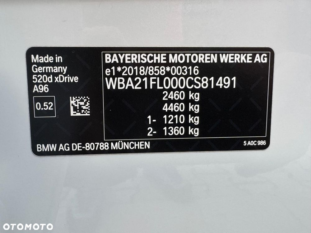 BMW Seria 5 520d xDrive mHEV M Sport - 39
