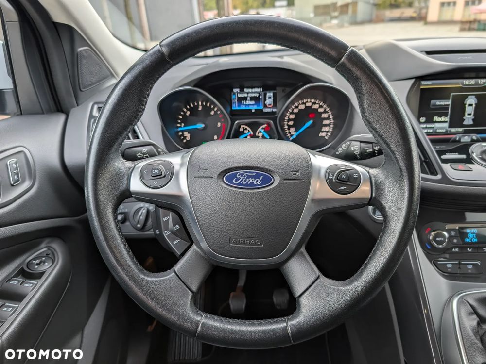 Ford Kuga 2.0 TDCi 4x4 Titanium - 24