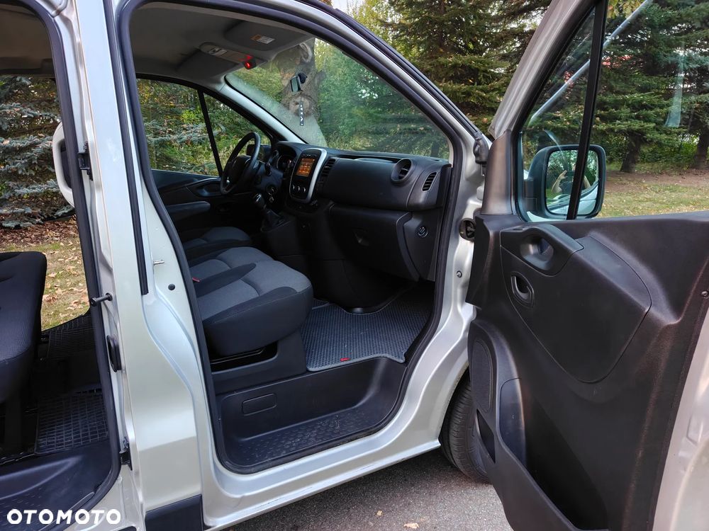 Renault Trafic - 10
