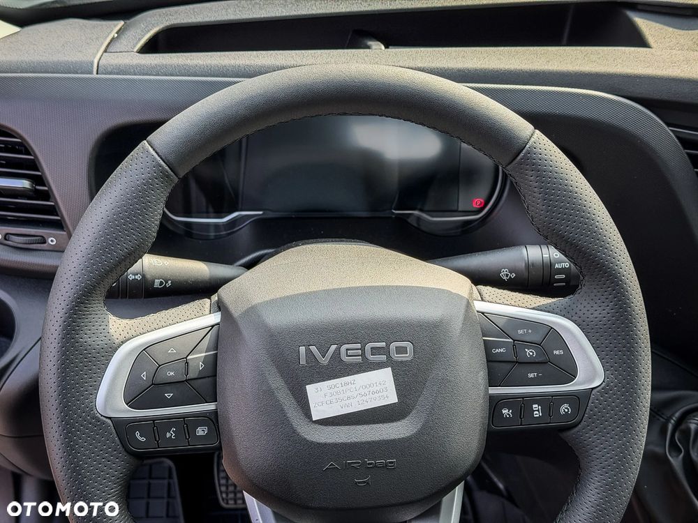 Iveco Daily 50C18HZ 3.0 Diesel 180 KM MT6 Skrzynia otwarta GSC ZABUDOWY! - 17