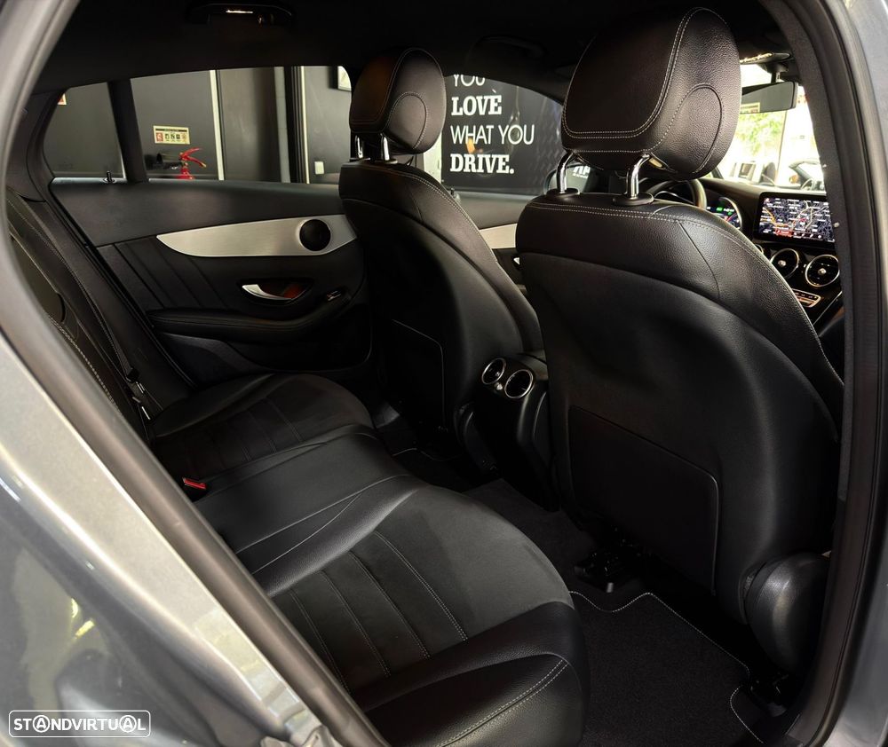 Mercedes-Benz GLC 300 e Coupé 4Matic - 48