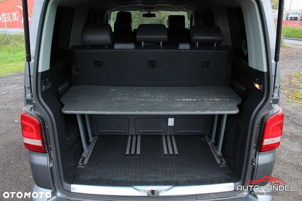 Volkswagen Multivan - 22