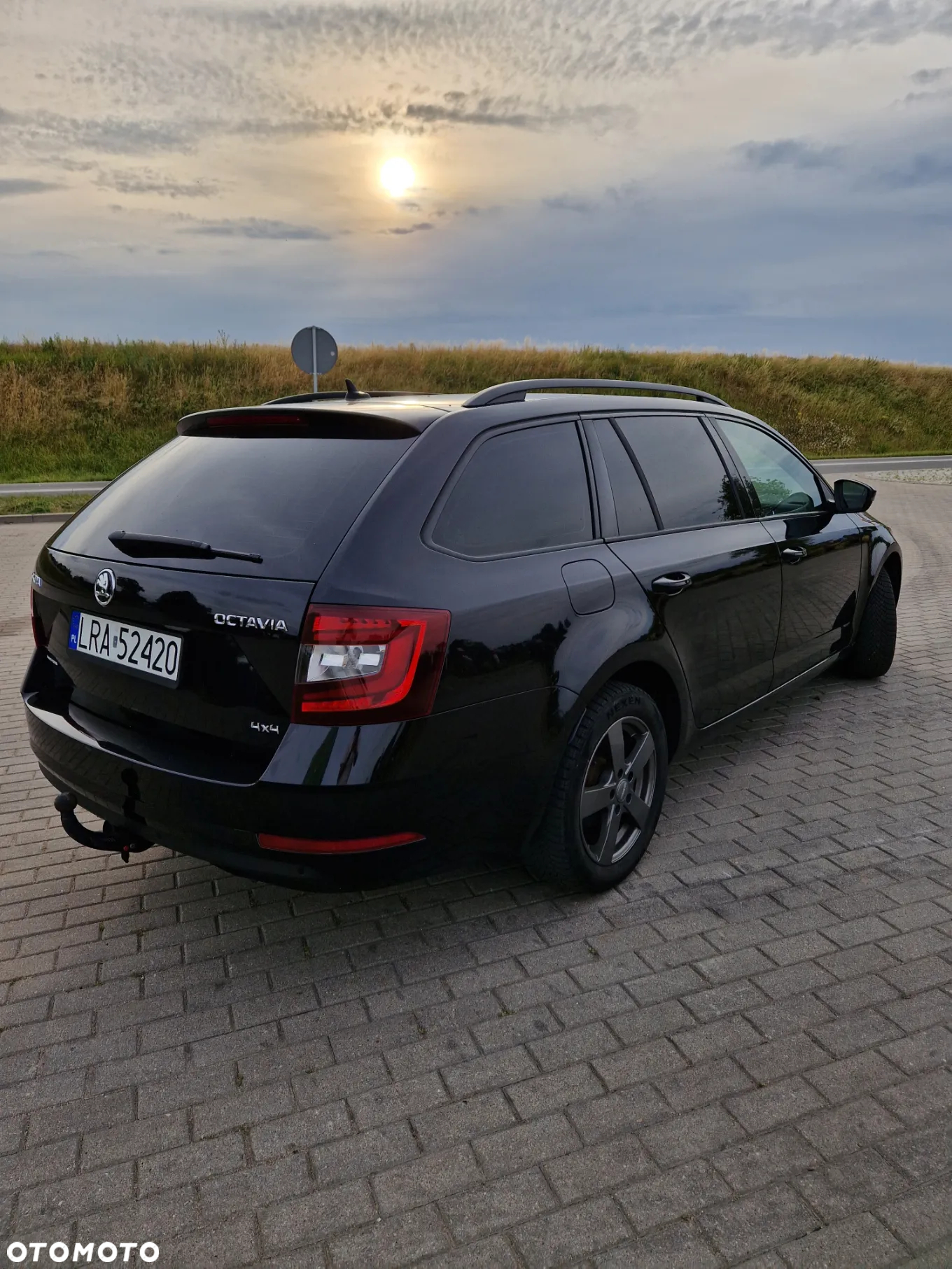 Skoda Octavia Combi 1.8 TSI 4x4 DSG Ambition - 8