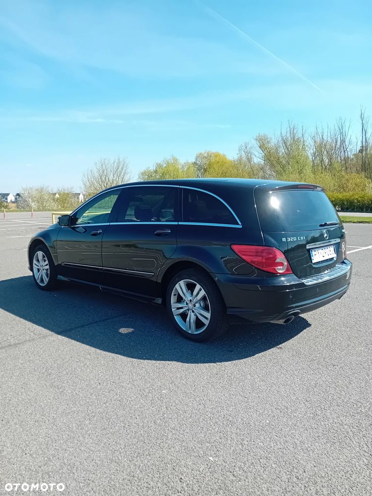 Mercedes-Benz Klasa R 320 CDI L 4-Matic - 37