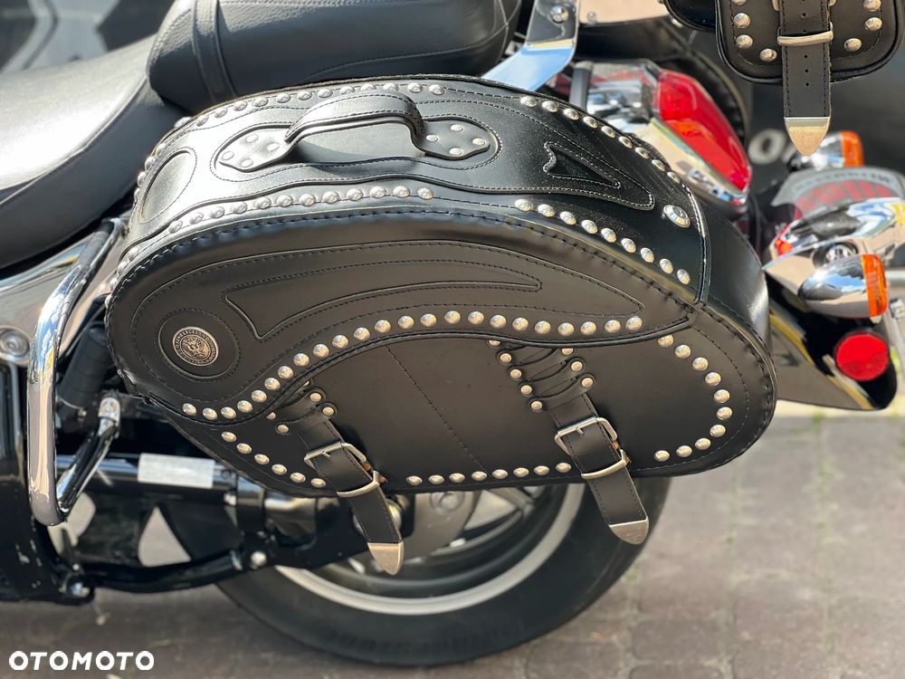 Suzuki Boulevard - 20