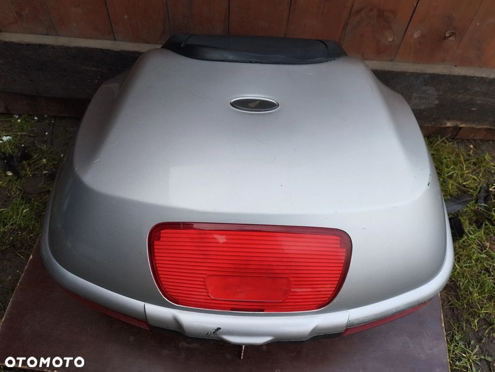 HONDA CBF 500 600 1000 Varadero Pan European VFR  kufer centralny - 2