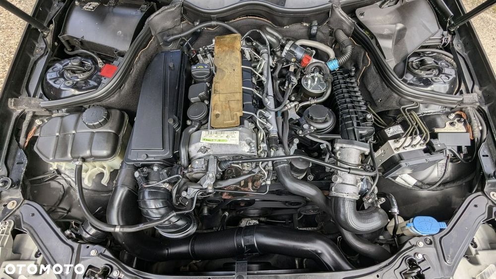 Mercedes-Benz CLK - 40