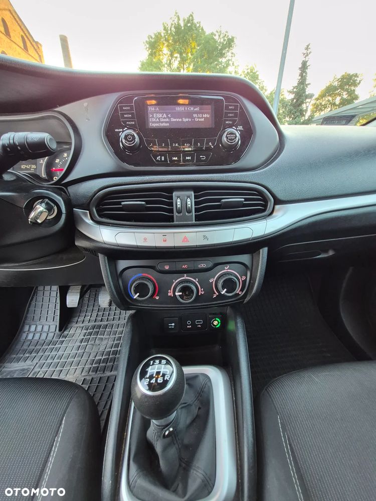 Fiat Tipo 1.4 16v Pop - 12