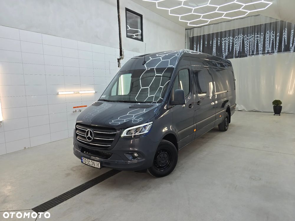 Mercedes-Benz SPRINTER 319 3.0 V6 CDI AUTOMAT 4,40Cm Długi SERWIS ASO MERCEDES-BENZ DO OSTATNIEGO km SALON PL FUL LED HIGH PERFORMANCE MBUX z ekranem dotykowym 10,25 cali SIEDZENIE KIEROWCY KOMFORTOWE, HYDRAULICZNE RESOROWANE PODGRZEWANA SZYBA PRZEDNIA TEMPOMAT KAMERA COFANIA LAKIER METALIK - 8