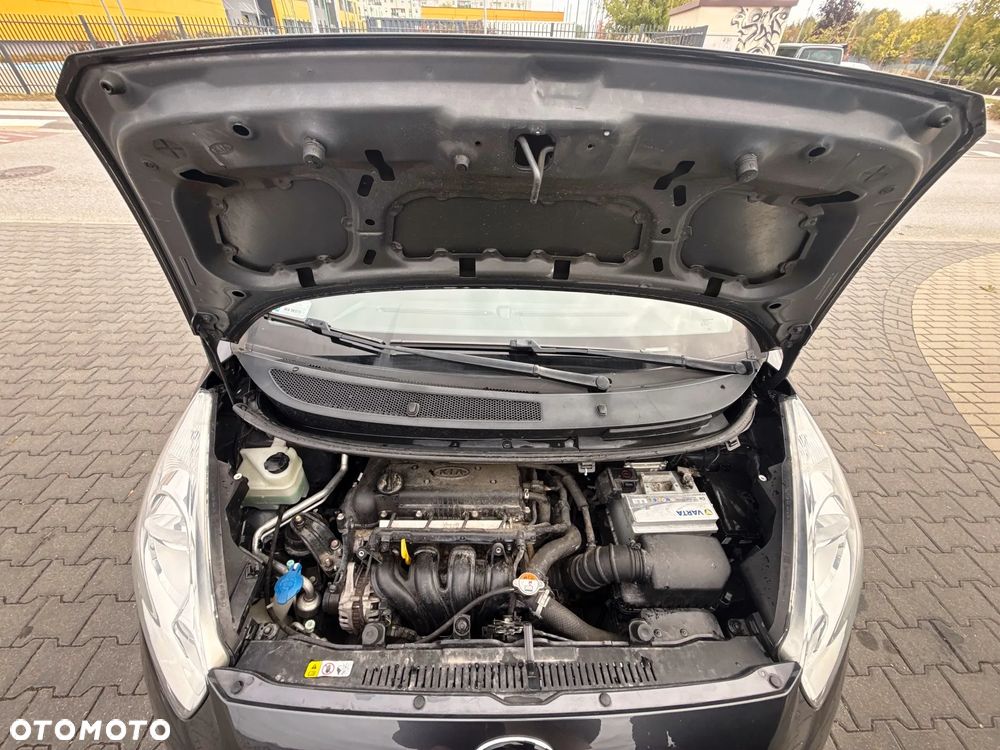 Kia Venga 1.4 L - 7
