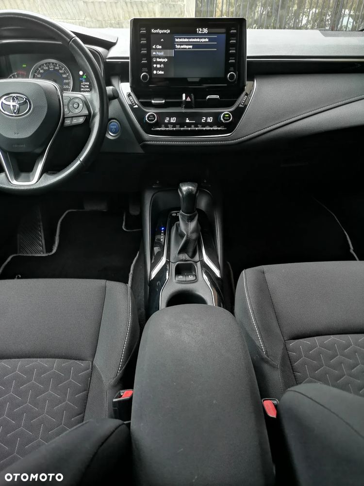 Toyota Corolla 1.8 Hybrid Active - 17