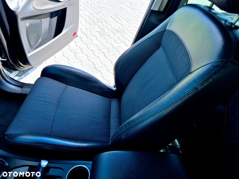 Ford Galaxy 2.0 TDCi Platinium X (Titanium) - 25