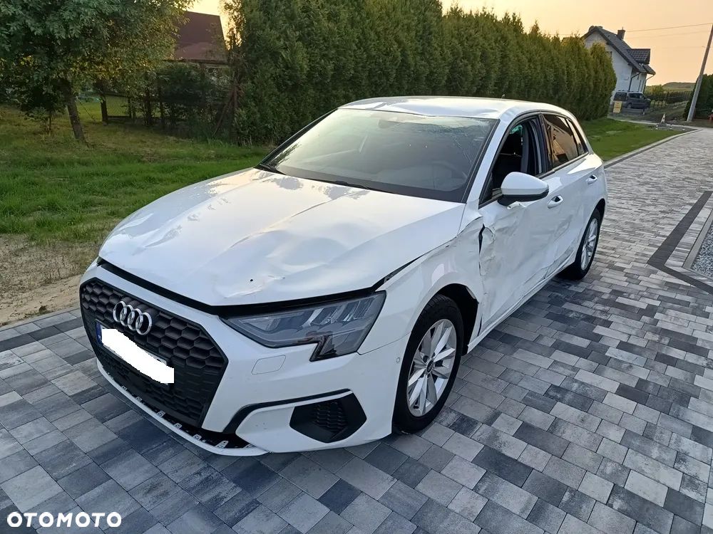 Audi A3 30 TFSI - 1