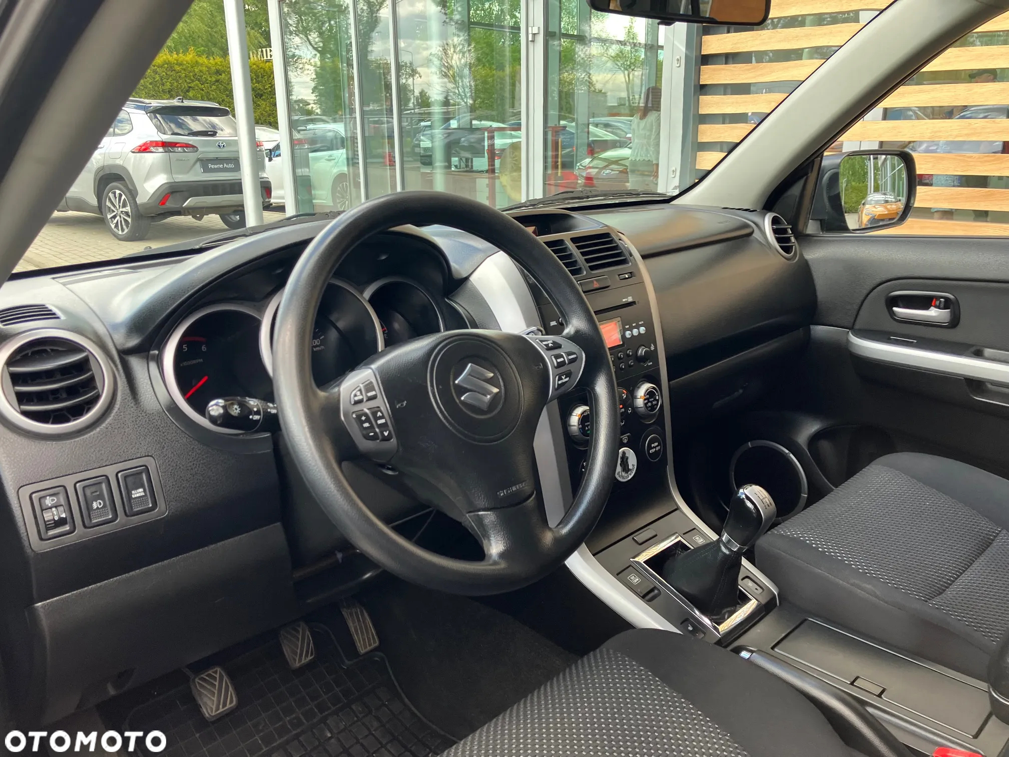 Suzuki Grand Vitara 1.9 DDiS Comfort - 28